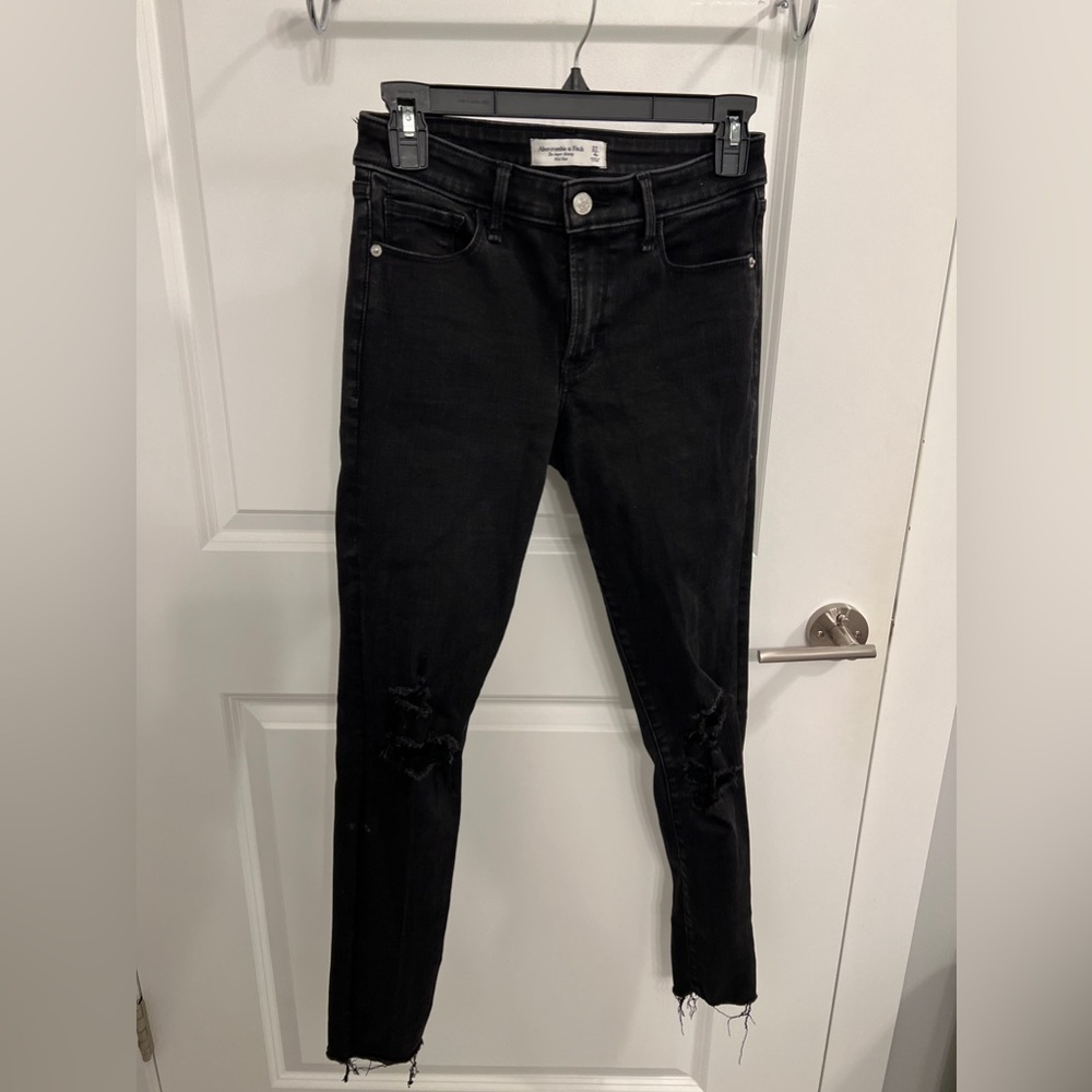 Abercrombie Jeans - Size 27